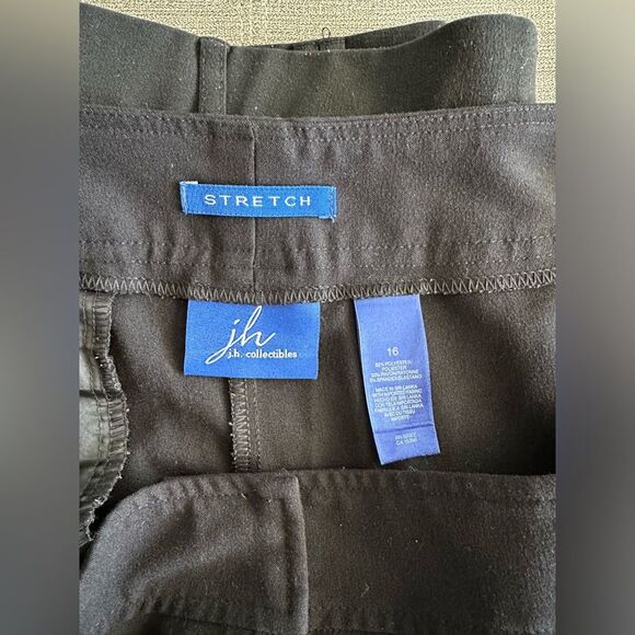 jh Collectables Woman’s Dress Pants. Black (418) - Picture 3 of 3